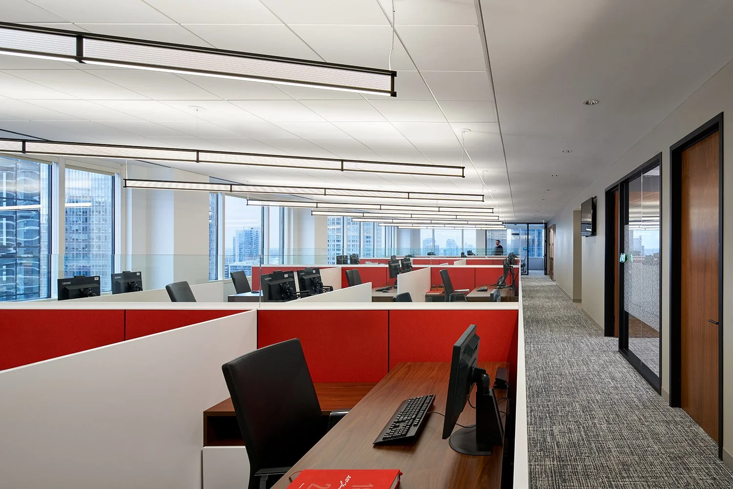 Office007.jpg