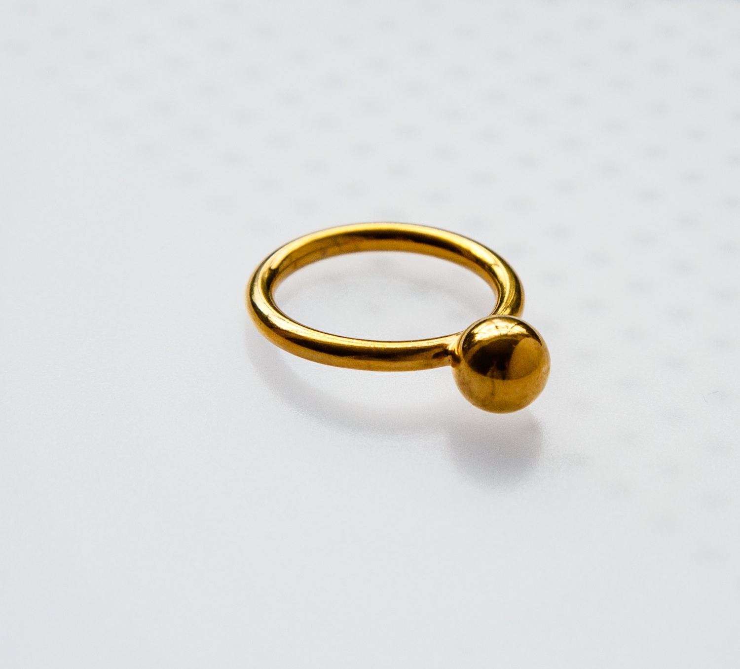 ball-ring-gold.jpg