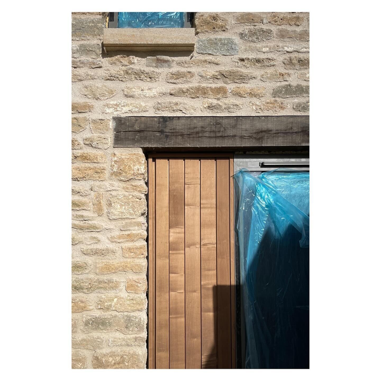| Hemington Barn

Details are coming together in our barn conversion and extension in Somerset with @coreconstructionbath 

New and existing window openings are being infilled with fixed metal framed glazing and bespoke timber boarded shutters for ve