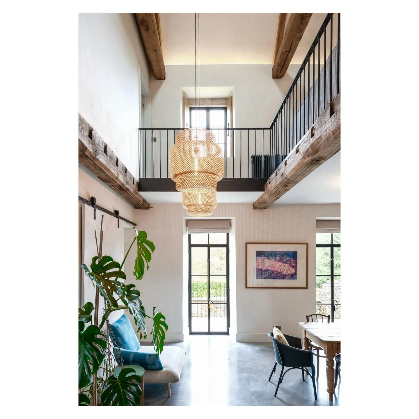 | Wiltshire Coach House

It is not often that a client goes with your idea to punch a hole in their first floor and take down the ceilings.

With this project in Wiltshire they went for it and the results were beyond expectation.

The modern ceilings