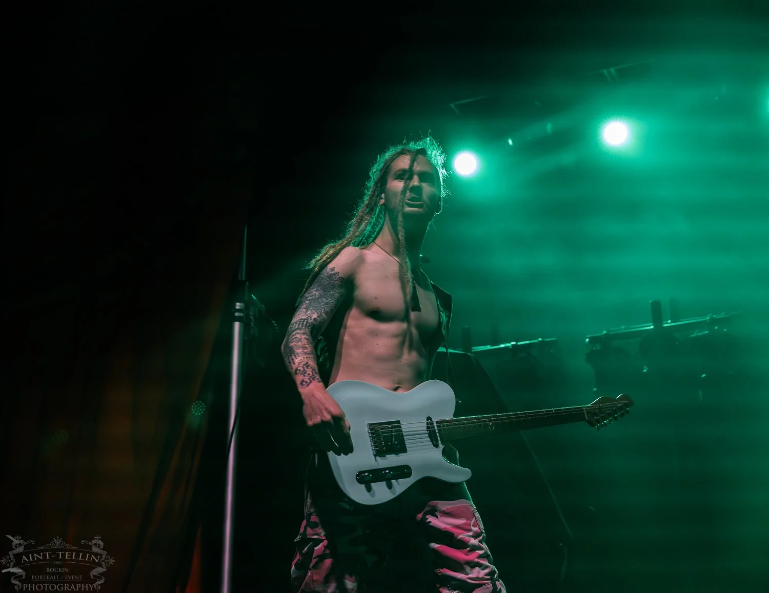 alien weaponary paramout 25A8227-Enhanced-NR.jpg