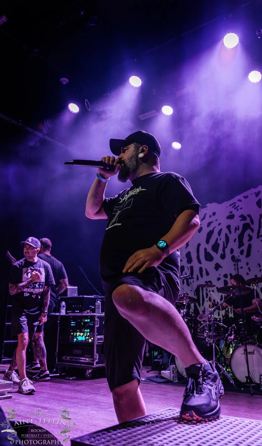 despised icon irving 25A9398-Enhanced-NR.jpg