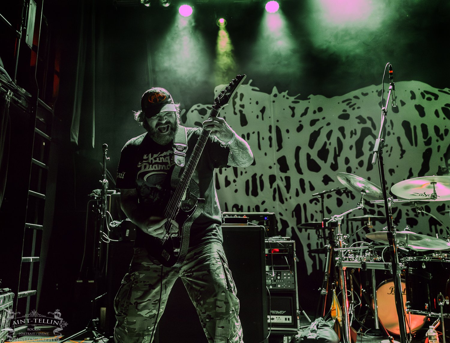 skinless irving 25A9146-Enhanced-NR.jpg