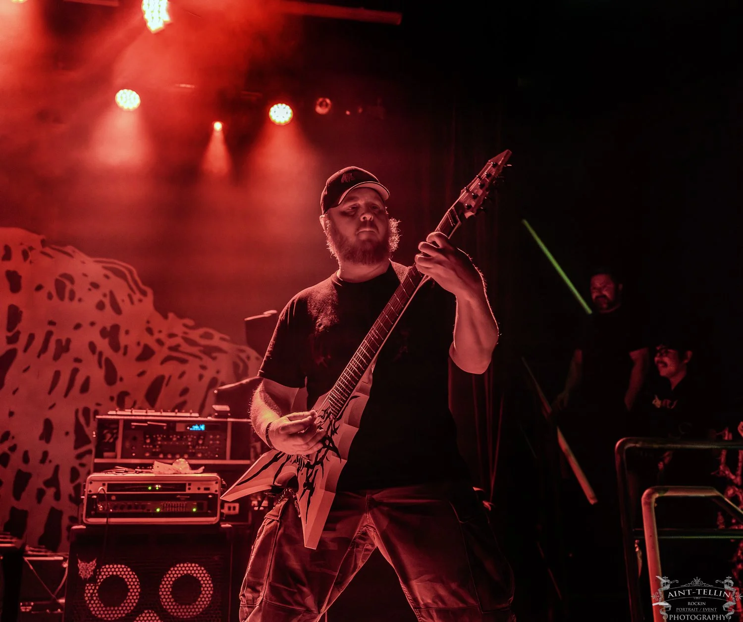skinless irving 25A9220-Enhanced-NR.jpg