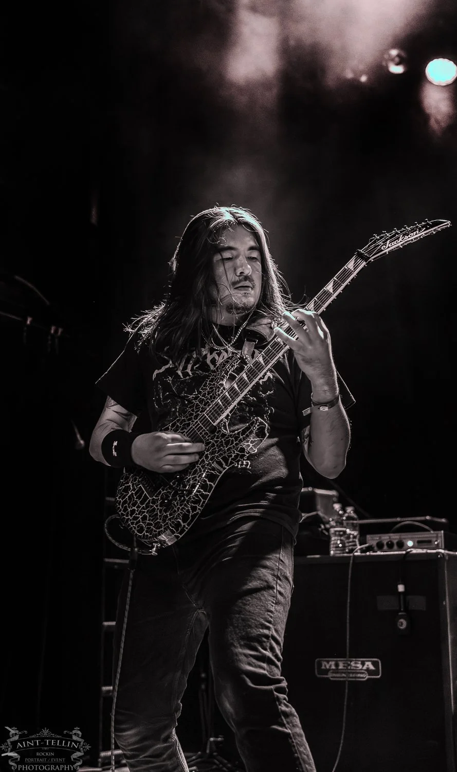 defeated Sanity irving 25A9100-Enhanced-NR.jpg