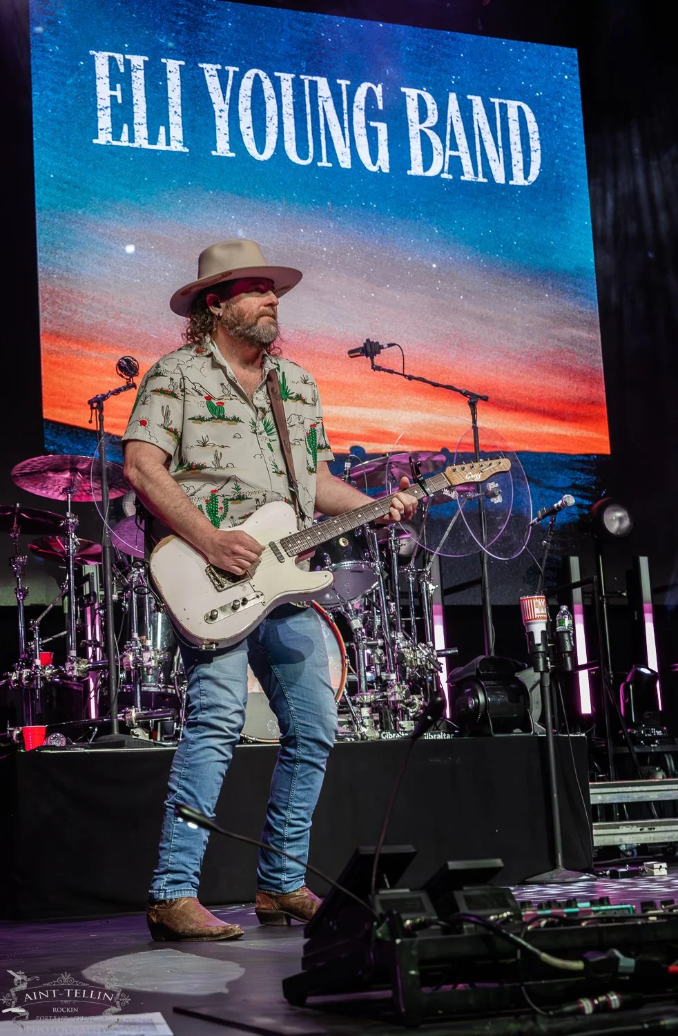 eli young band paramountA0803-Enhanced-NR.jpg