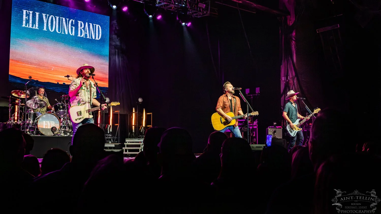 eli young band paramountA0836-Enhanced-NR.jpg