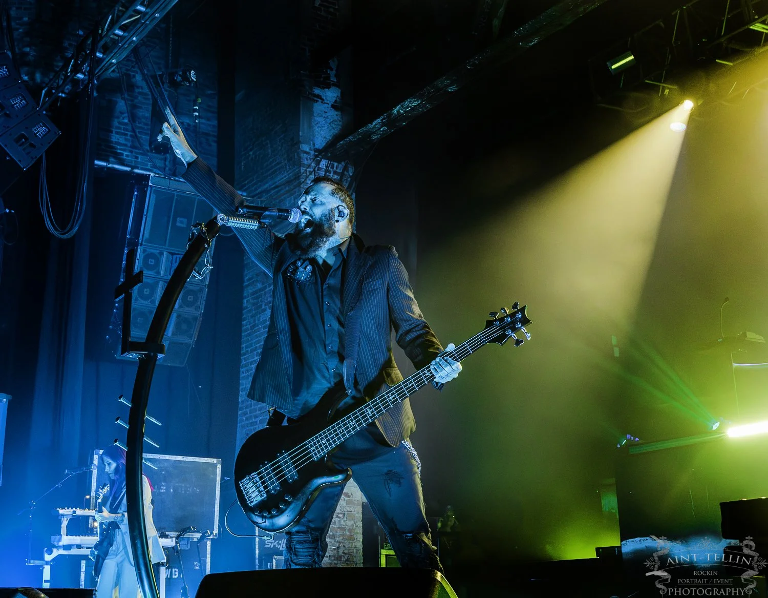 skillet Paramount 26A1240-Enhanced-NR.jpg