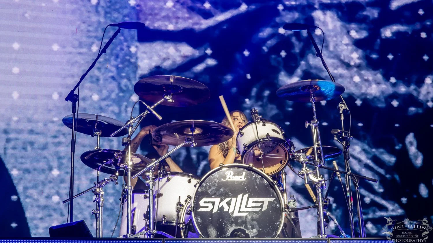skillet Paramount 26A1301-Enhanced-NR.jpg