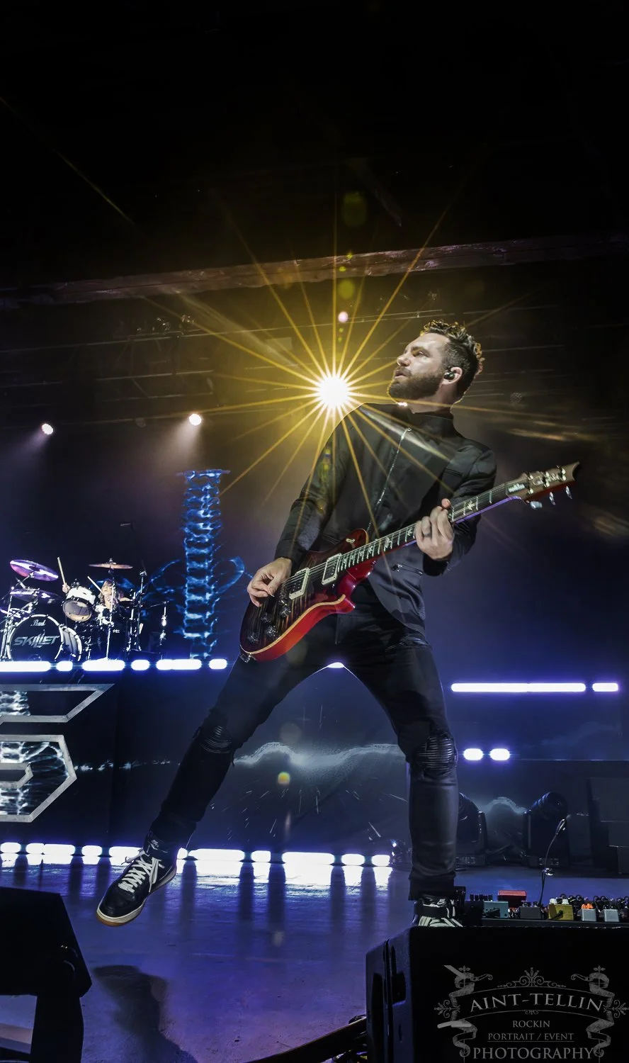 skillet Paramount 26A1350-Enhanced-NR.jpg
