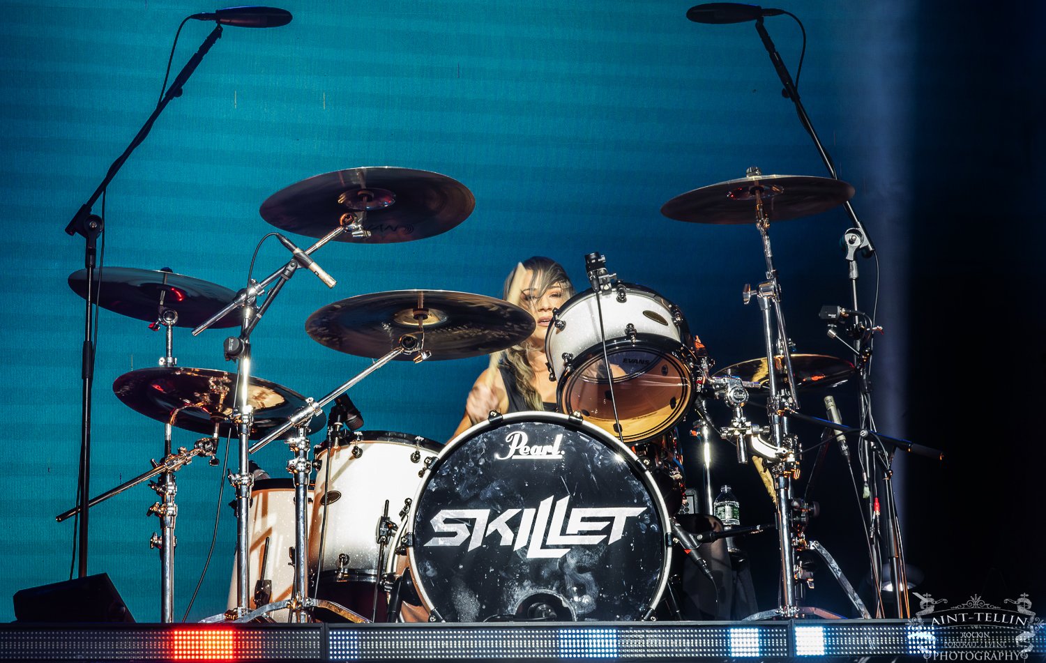 skillet Paramount 26A1409-Enhanced-NR.jpg
