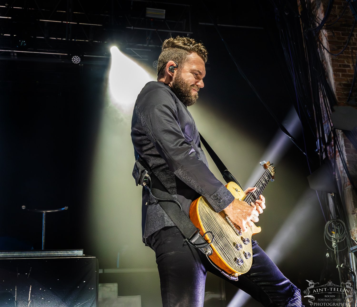 skillet Paramount 26A1425-Enhanced-NR.jpg