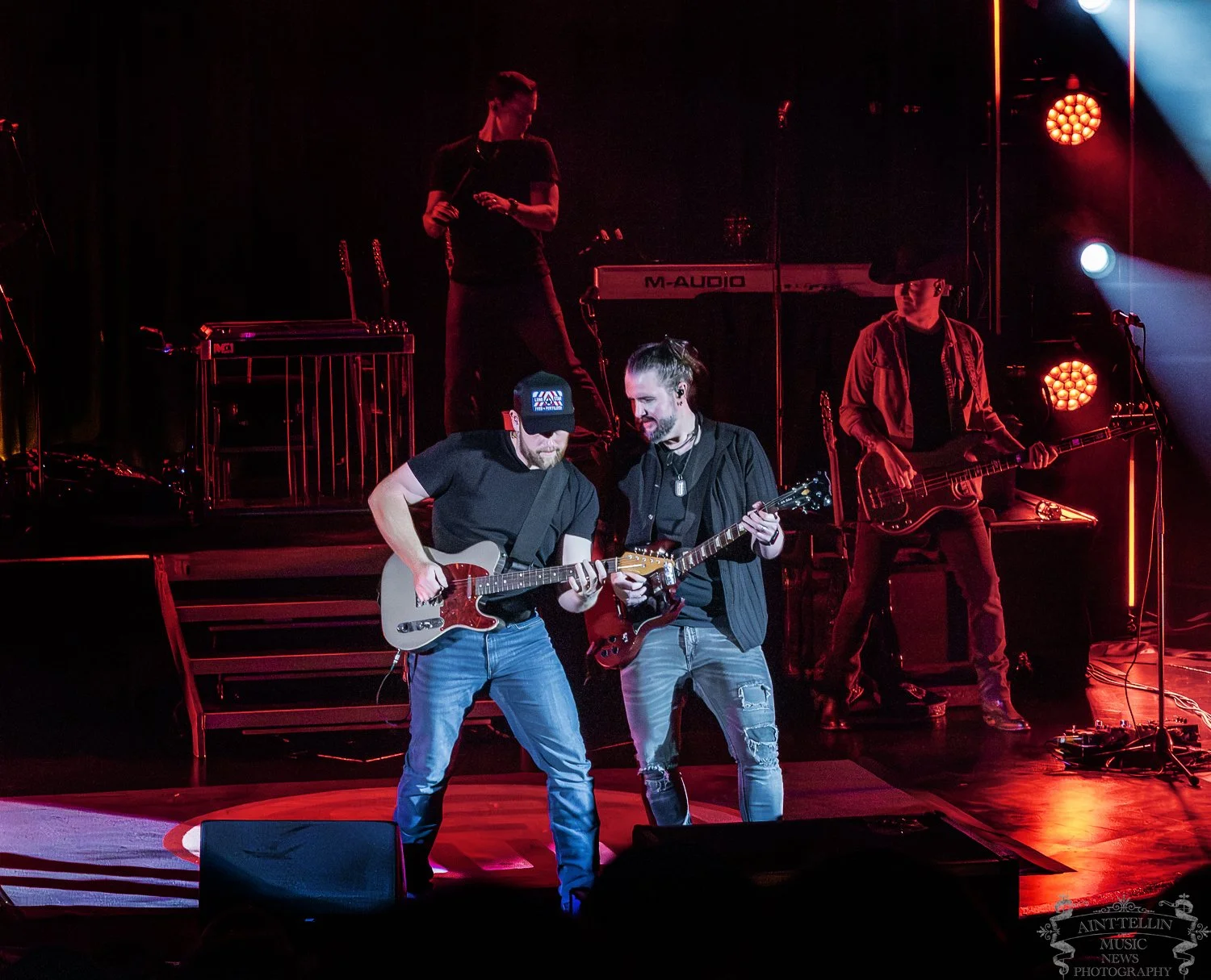 scotty McCreery westbury 26A1736-Enhanced-NR.jpg