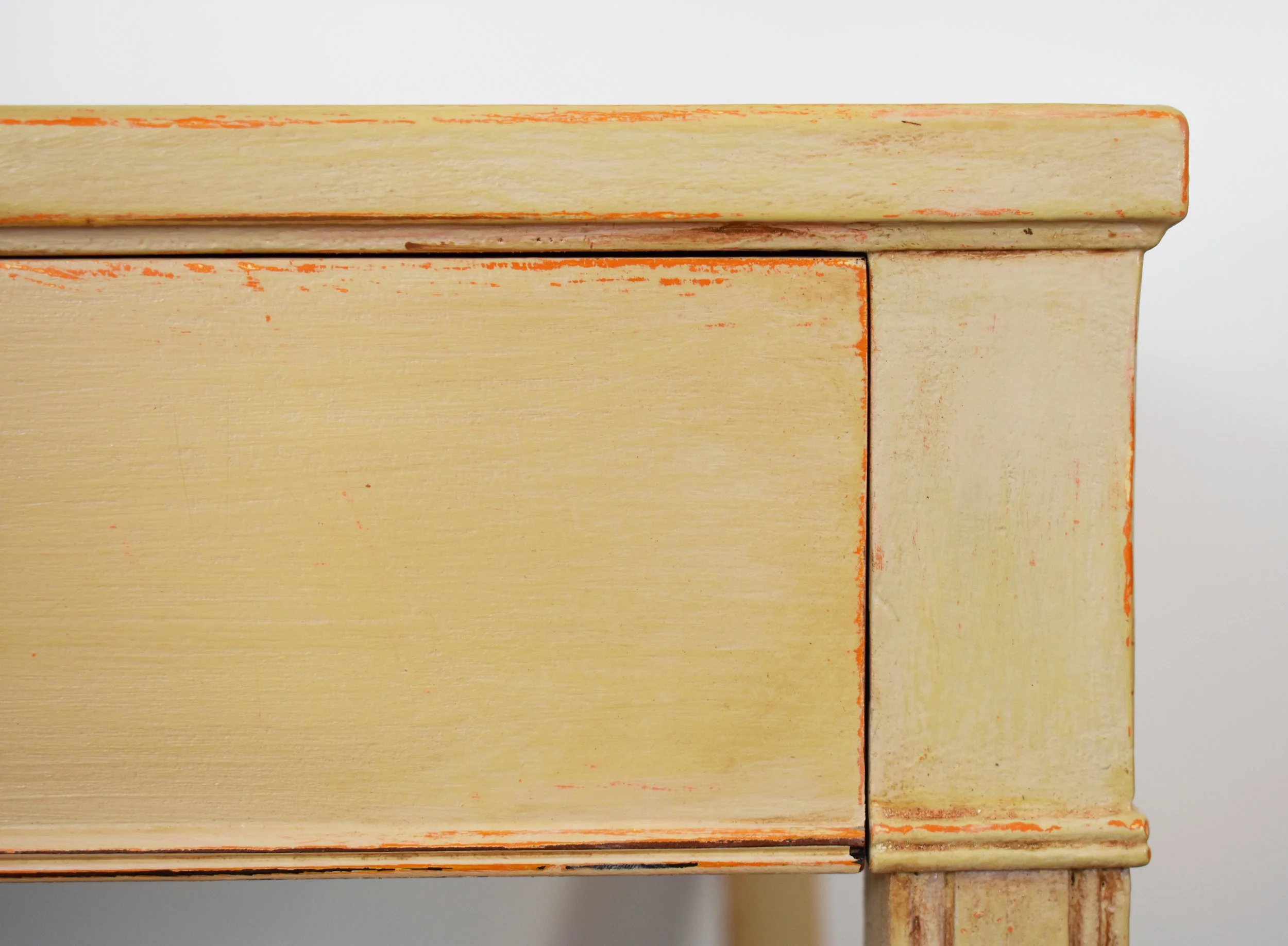 Close up details of lightly distressed finish