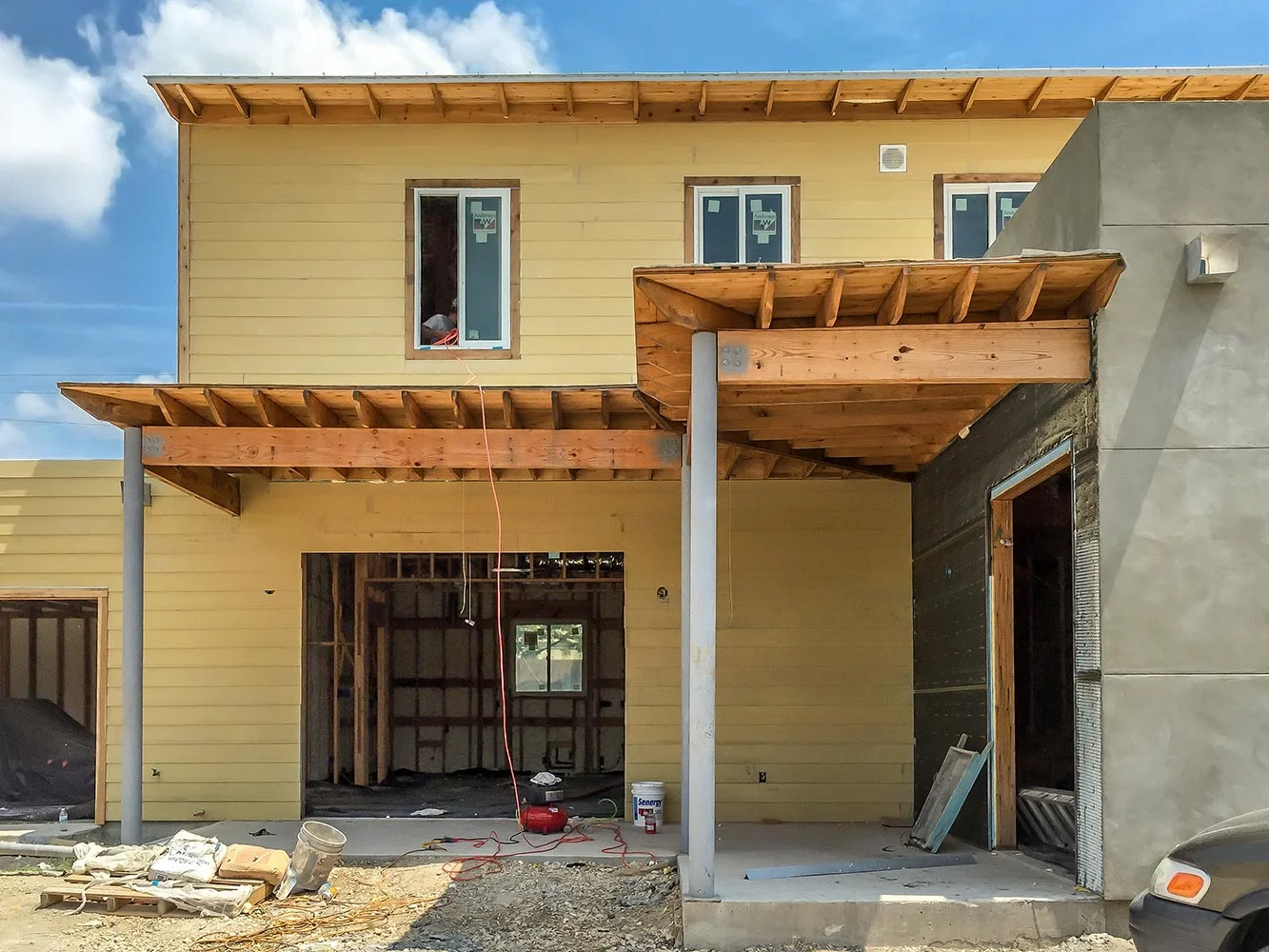 UPDATE: Barrera Townhouse