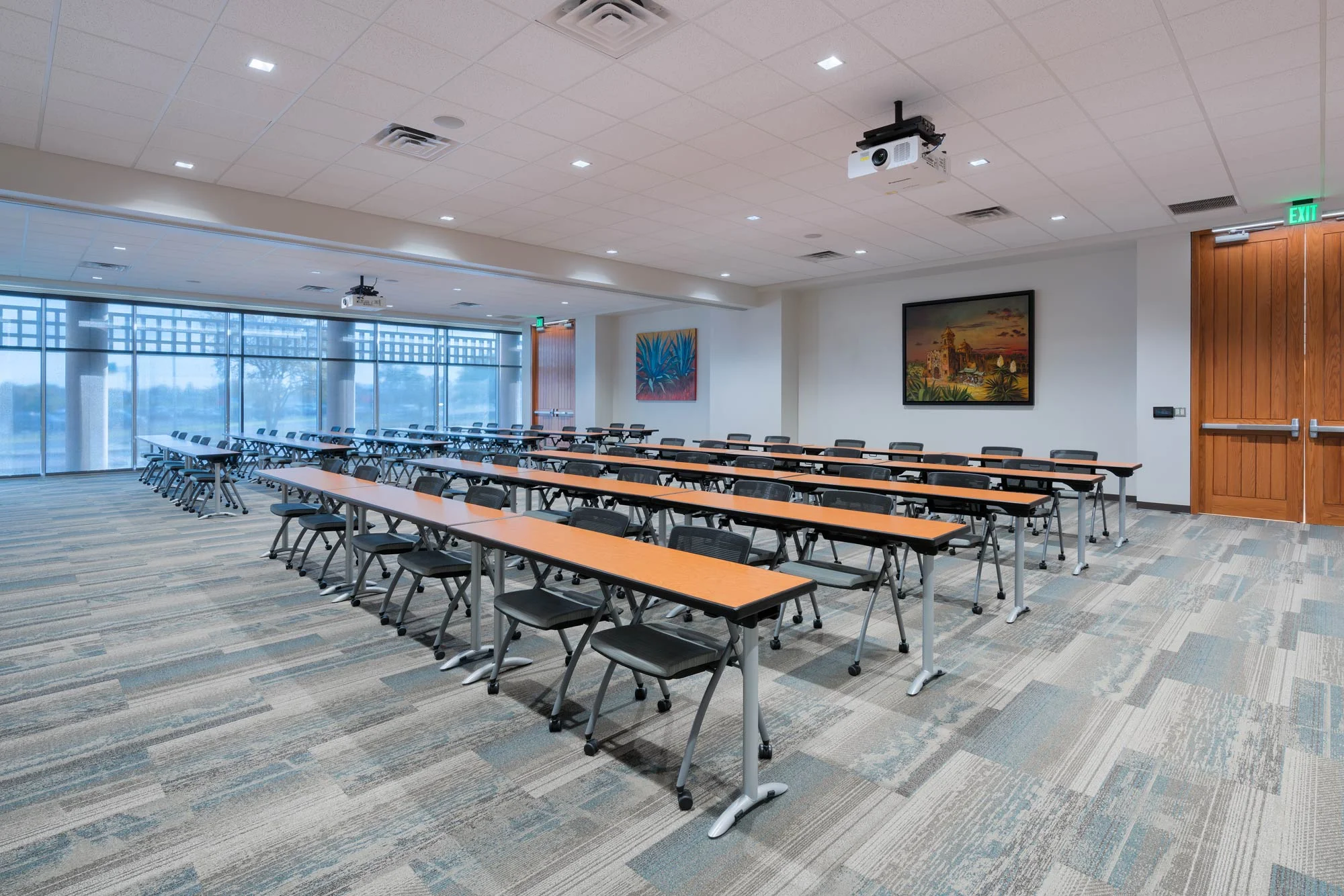 UTSA-Conf04a.jpg