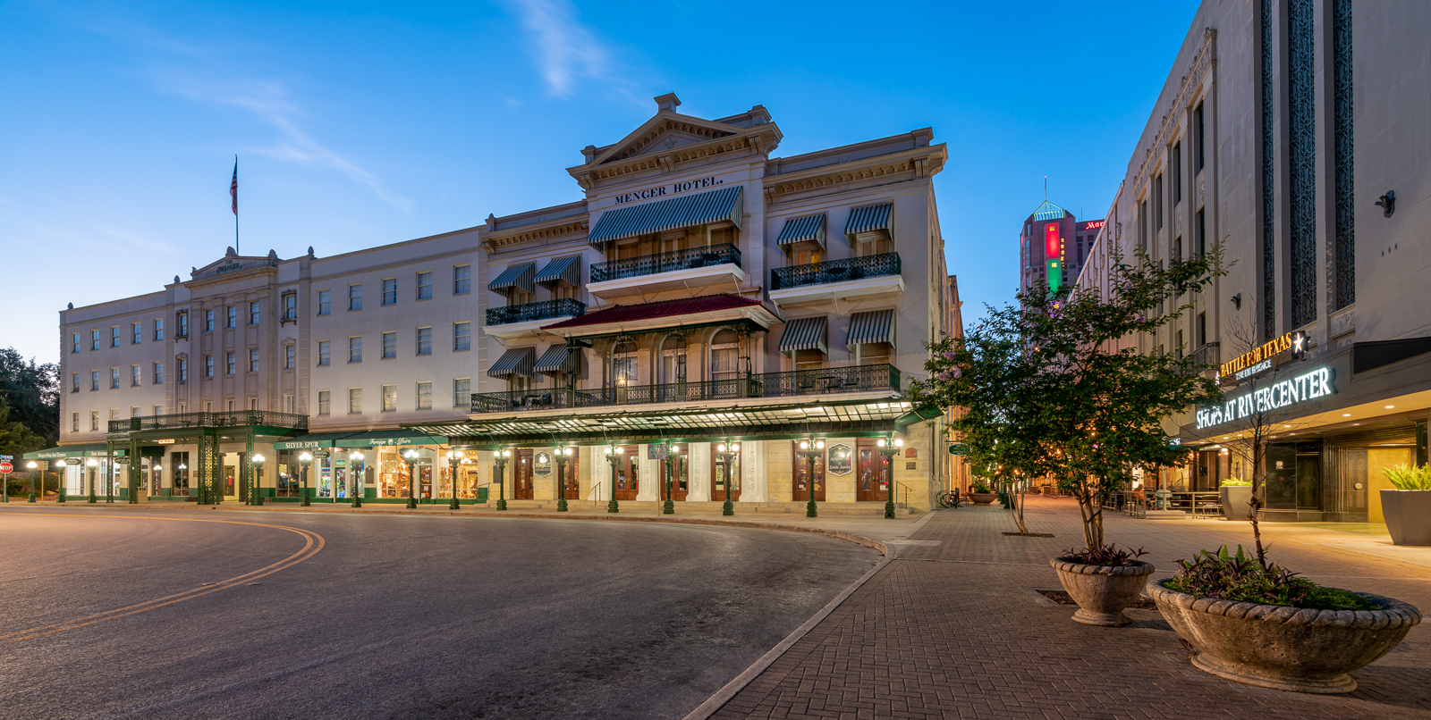 Menger Hotel-web-size-3.jpg