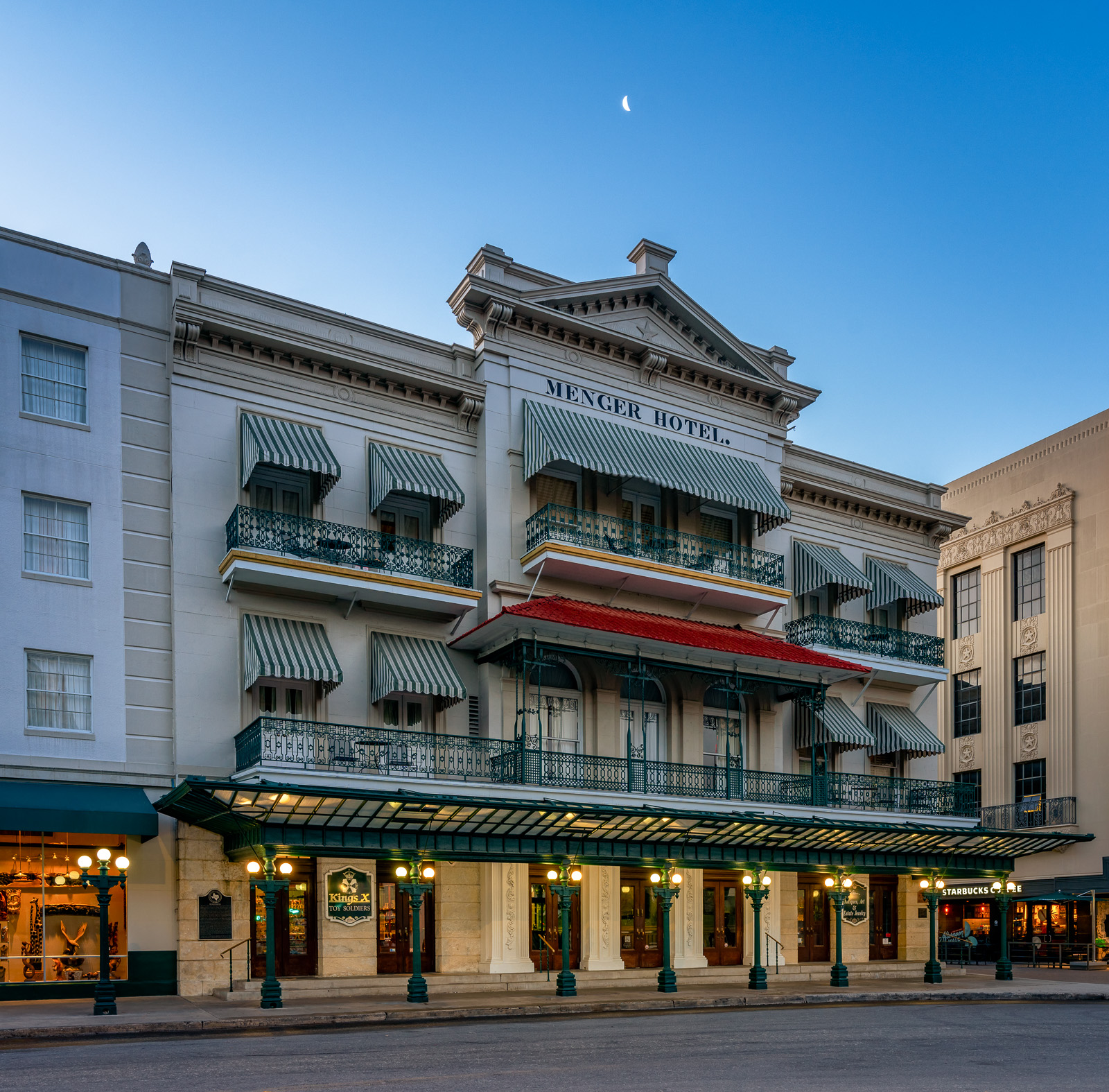 Menger Hotel-web-size-1.jpg