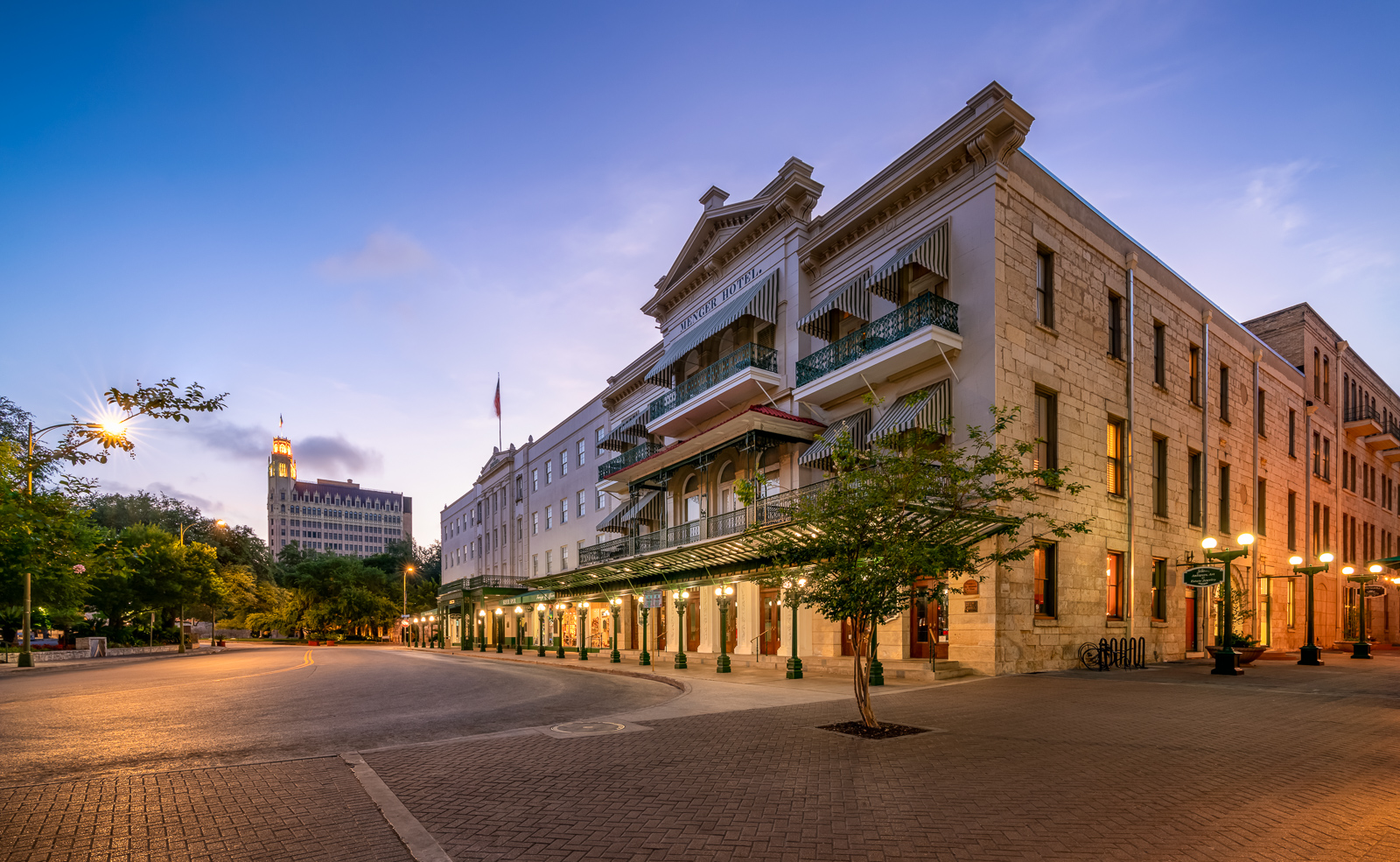 Menger Hotel-web-size-4.jpg