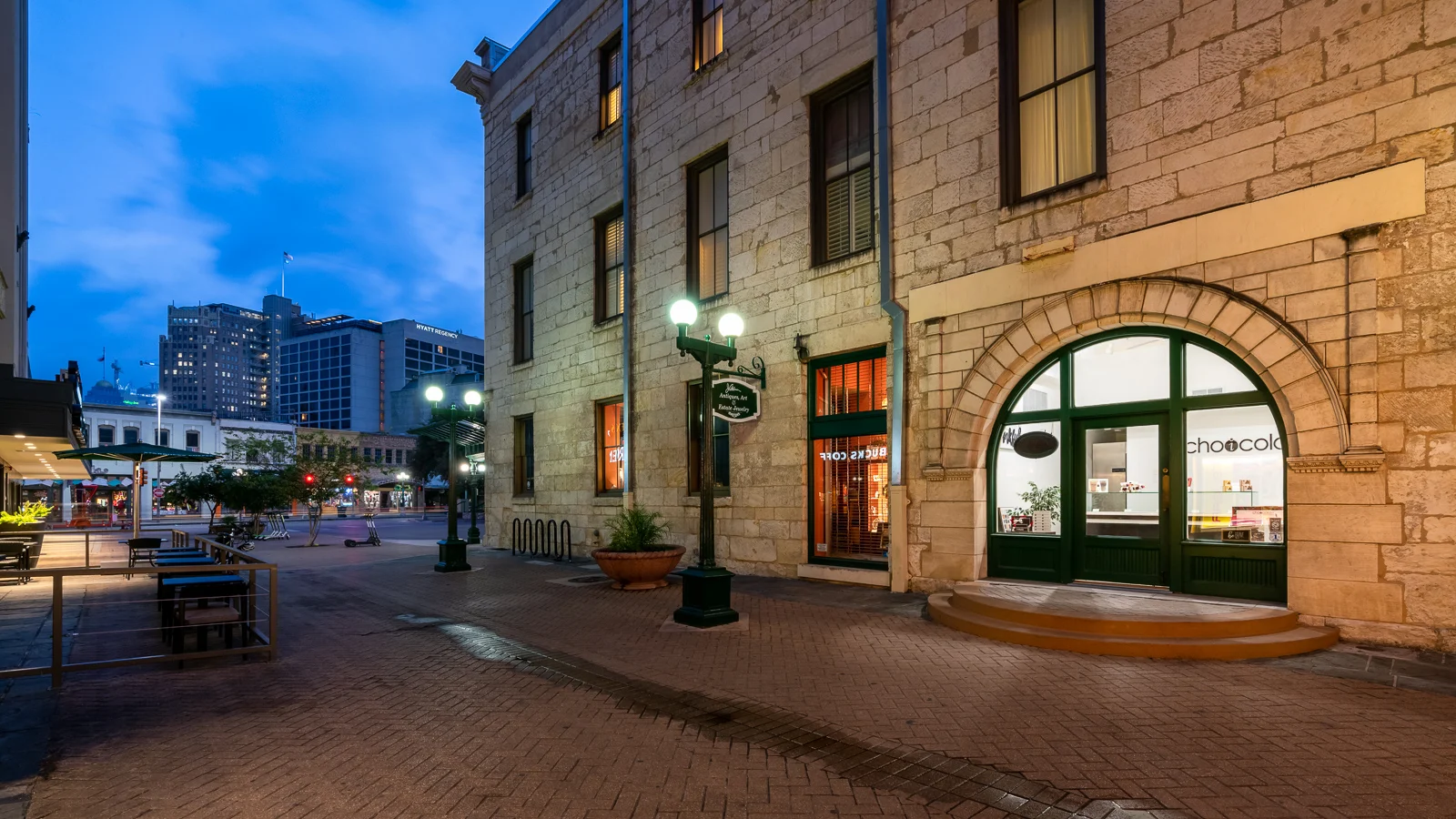 Menger Hotel-web-size-7.jpg