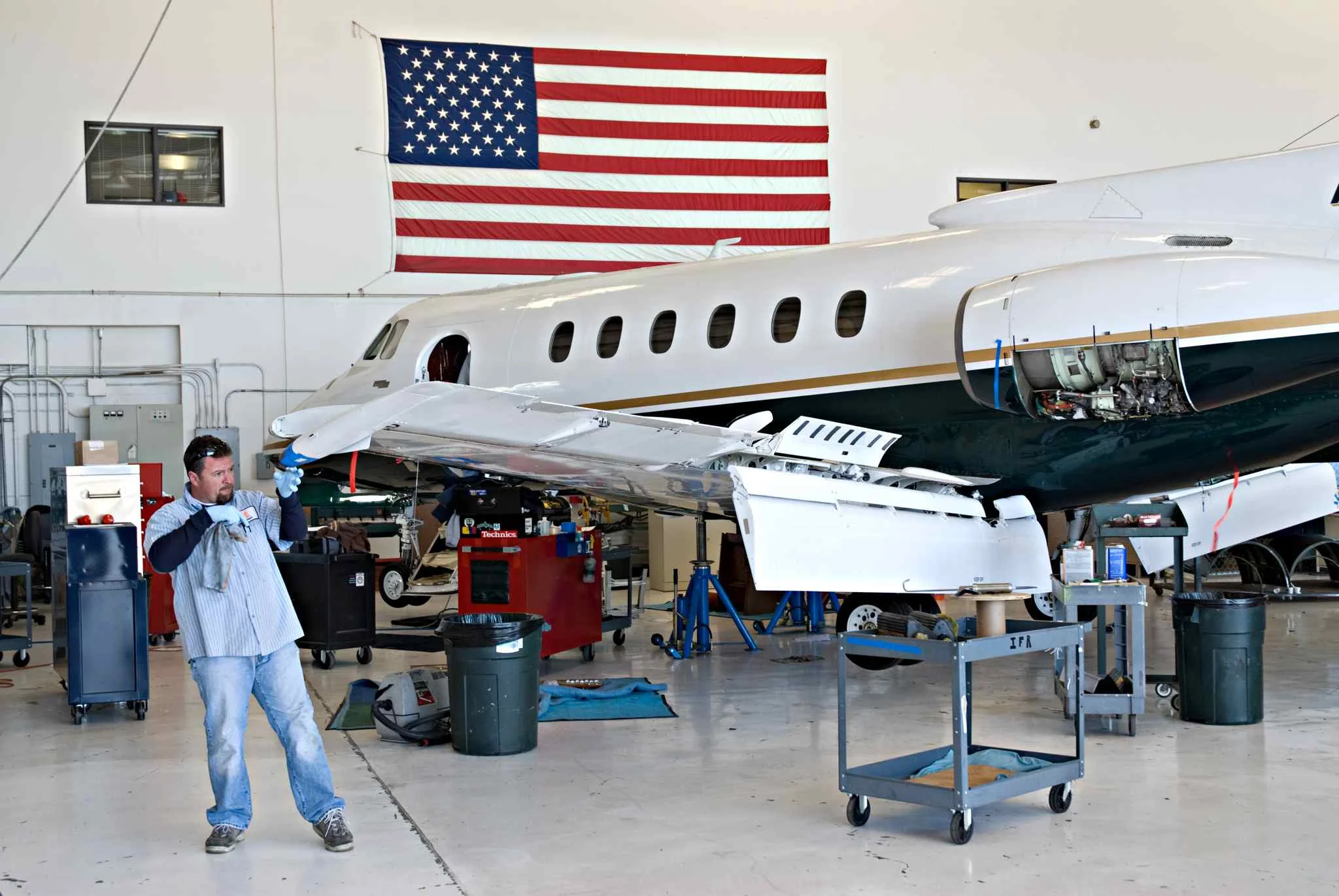  Hawker 700A Pre-buy Inspection