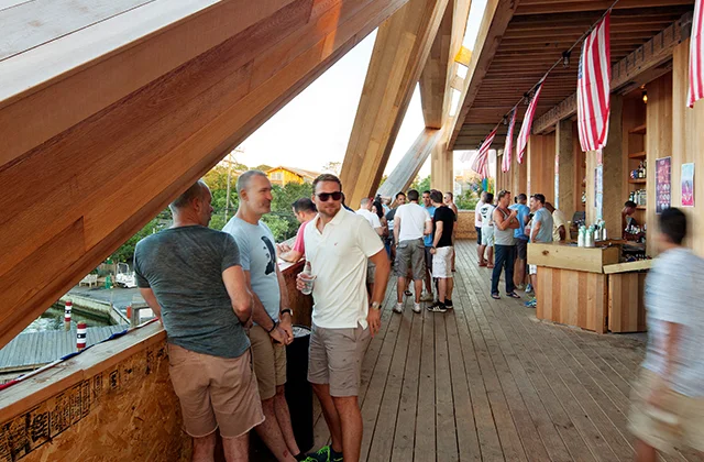 Fire-Island-Pines-Pavilion-HWKN-Weekend-Getaway-New-York-City-4.jpg