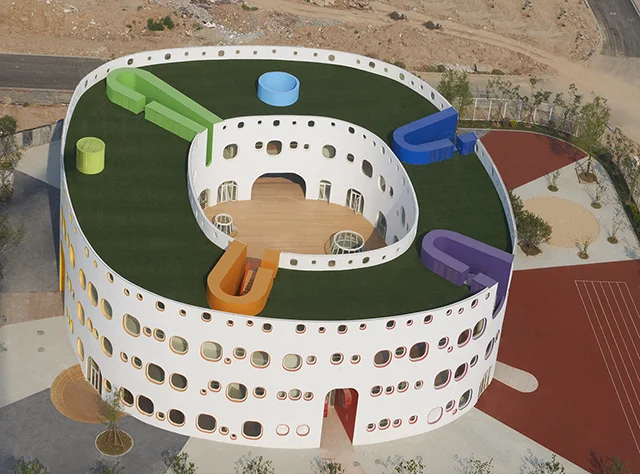 Loop-International-Kindergarten-School-By-Sako-Architects-5.jpg
