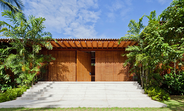 Residencia-MC-Jacobsen-Arquitetura-Tropical-Homes-7.jpg