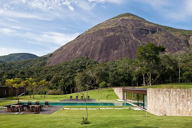 JN-House-by-Jacobsen-Arquitetura-Brazilian-Architecture-5.jpg