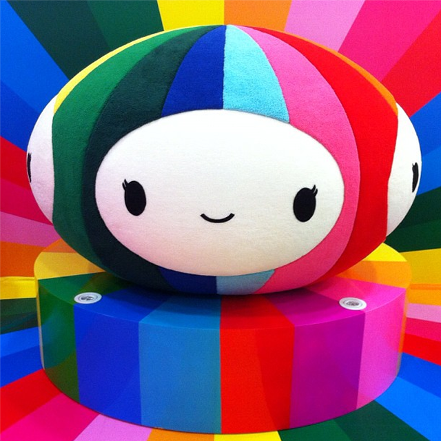 FriendsWithYou-First-Hong-Kong-Exhibition-Happy-Rainbow-1.png