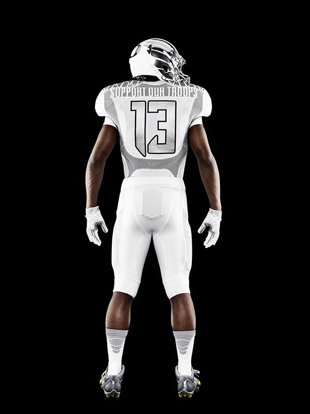 Nike-Football-Uniform-UofO-Home-Back-13.jpg