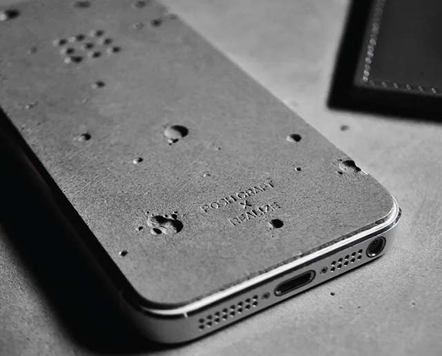 Concrete-Luna-Skin-iPhone5-Cover-Case-4.jpg