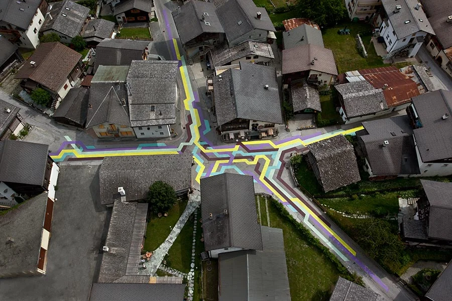 Lang Baumann Paints The Streets of Vercorin