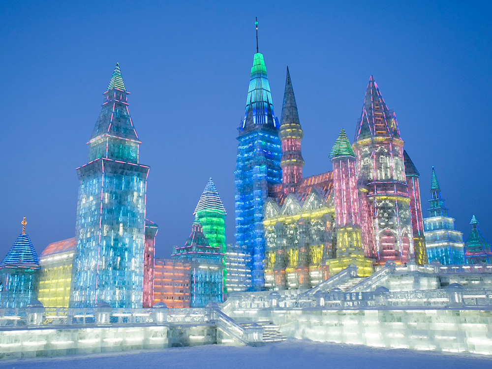 Harbin-International-Ice-Snow-Sculpture-Festival-2014-1.jpg