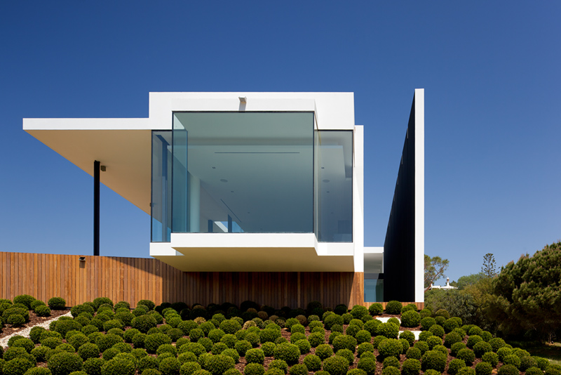 Arqui-Vasco-Vieira-Casa-Vale-do-Lobo-Vilamoura-portugal-1.jpg