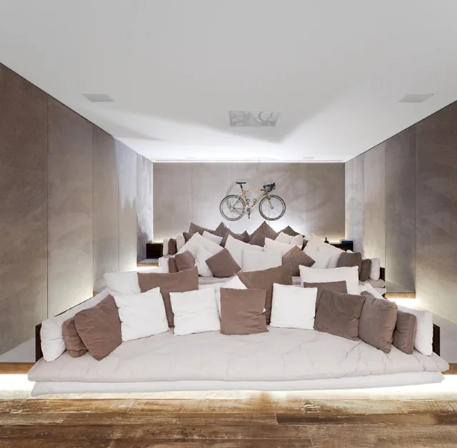 Isay-Weinfeld-Casa-Grecia-Sao-Paulo-architecture-home-theater-1.jpg