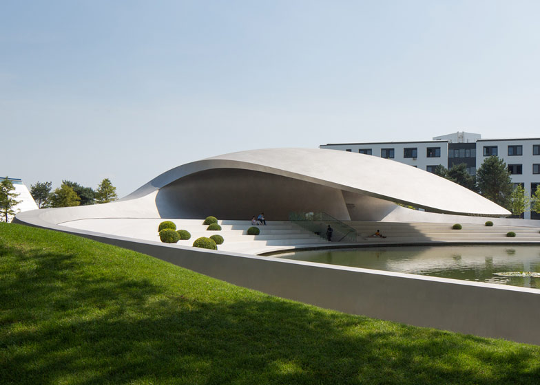 Porsche-Pavillon-HENN-Knstrct-10.jpg