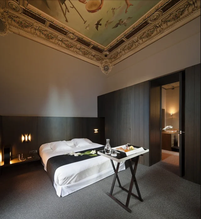Caro-Hotel-Valencia-knstrct-5.jpg