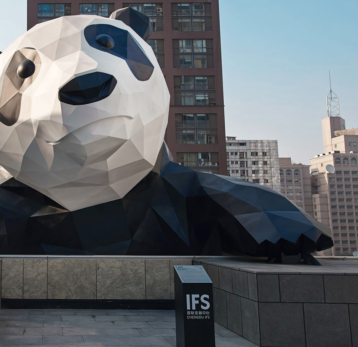 Lawrence-Argent-Giant-Panda-Sculpture-Chengdu-Sichuan-2.jpg