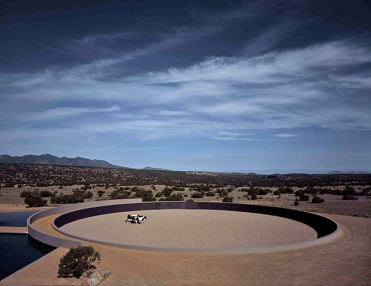 Modern-Architecture-Desert-U.jpg