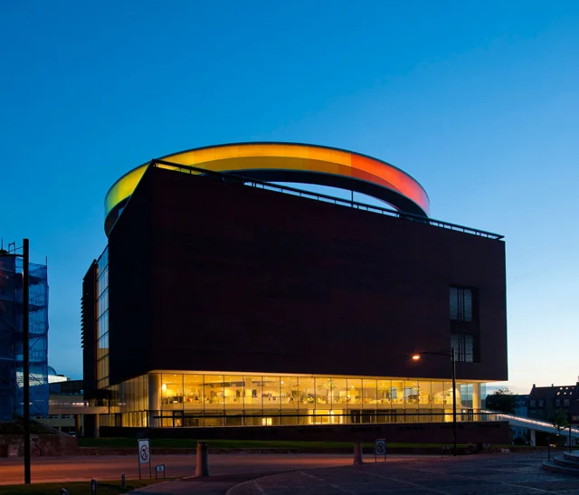 Olafur-Eliasson-Art-Museum-3.jpg