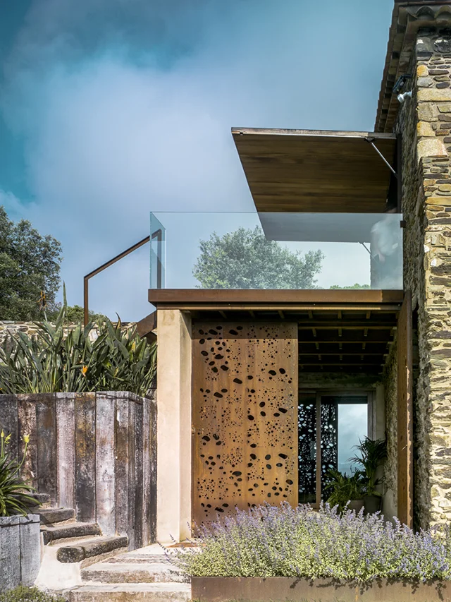 A Modern Estate In An Old Stone Envelope