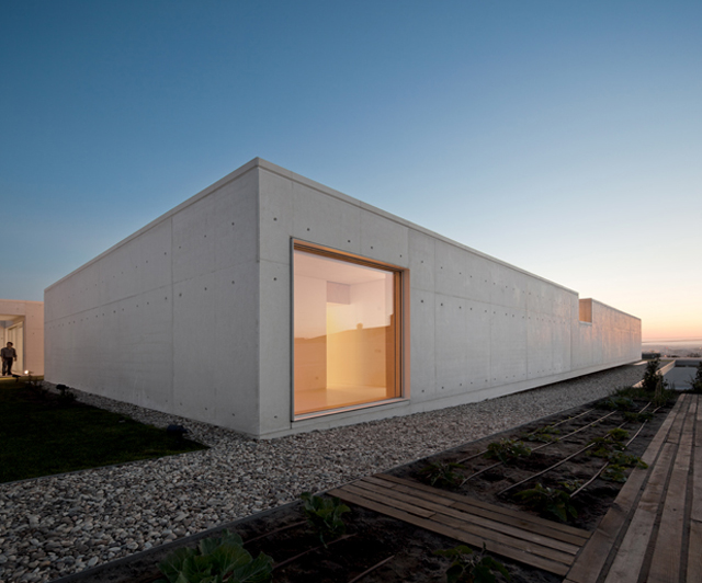 House-Leiria-ARX-Architects-Knstrct-1.jpg