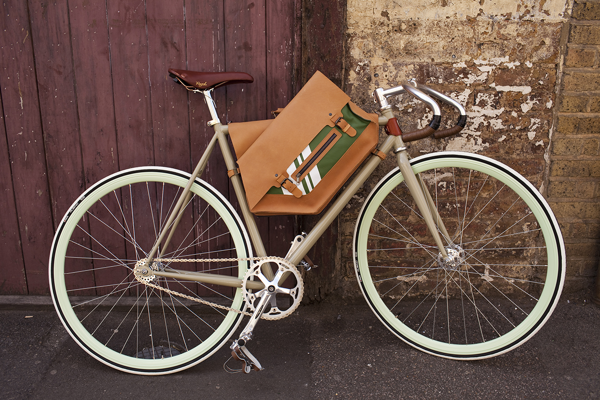 Senhor Prudencio Bicycle Bag Case
