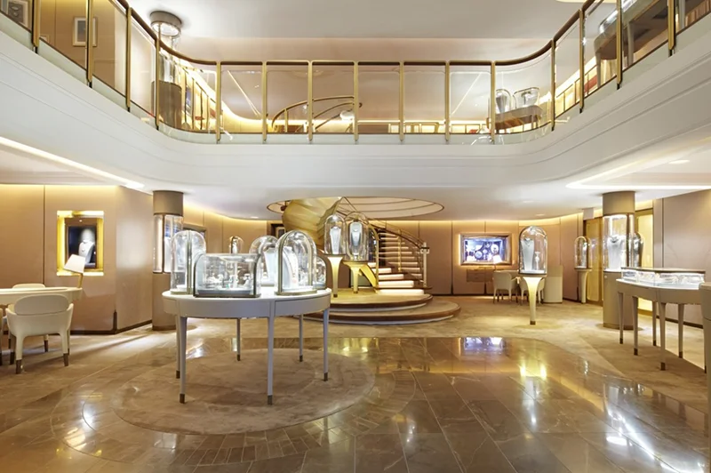  Van Cleef &amp; Arpels New York Boutique 