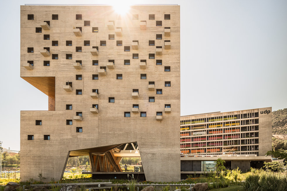 UDP Economics Building Duque Motta Santiago Chile Architecture