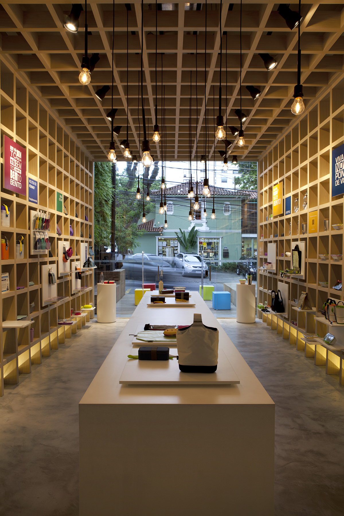  Bento Store Sao Paulo designed by Architect Leticia Nobell 