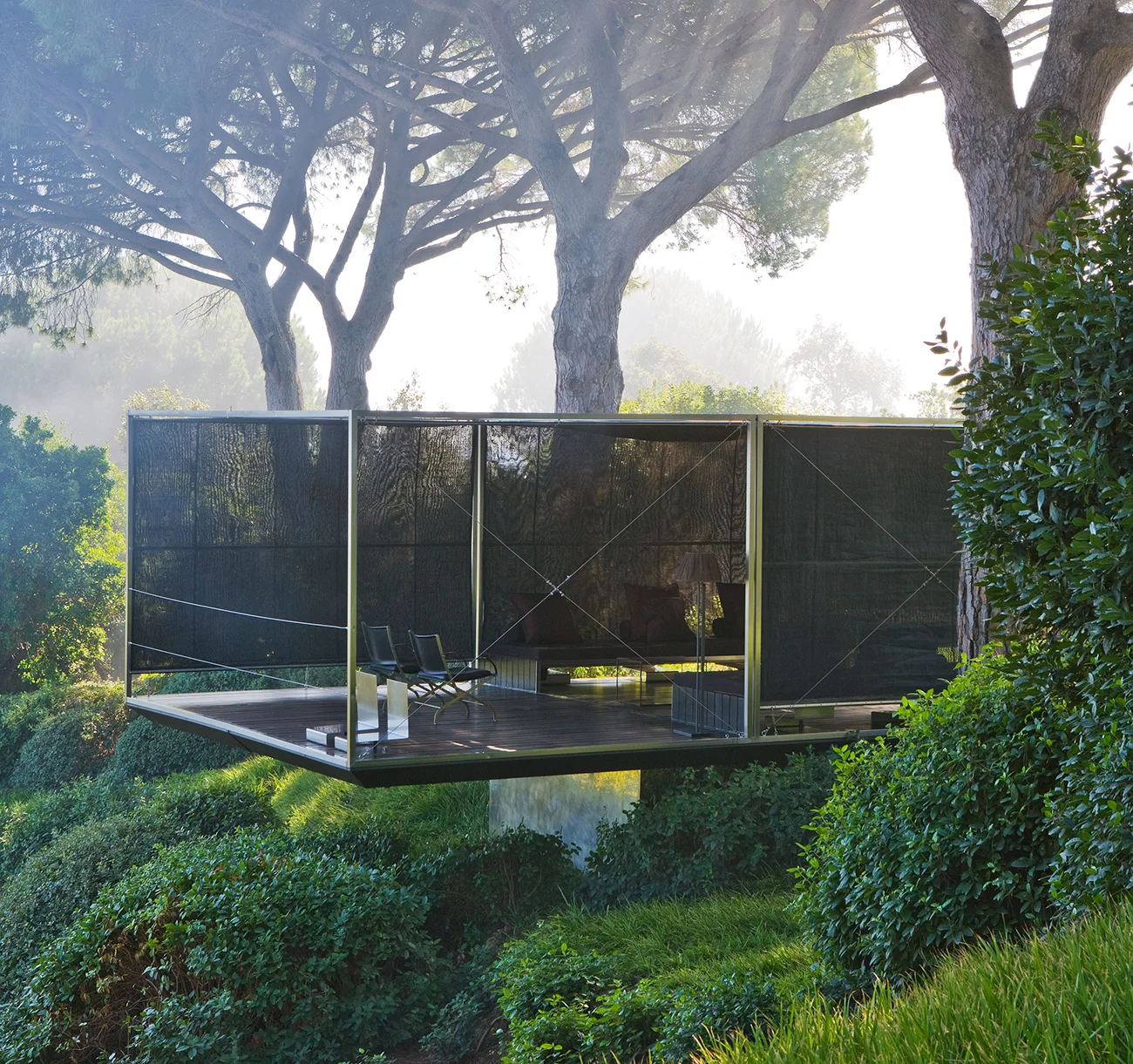 Clive Nichols photographs a modern Mediterranean 