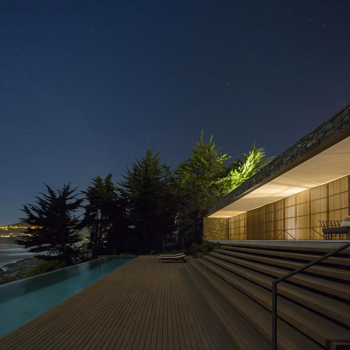 Casa Rocas by Studio MK27 Marcio Kogan