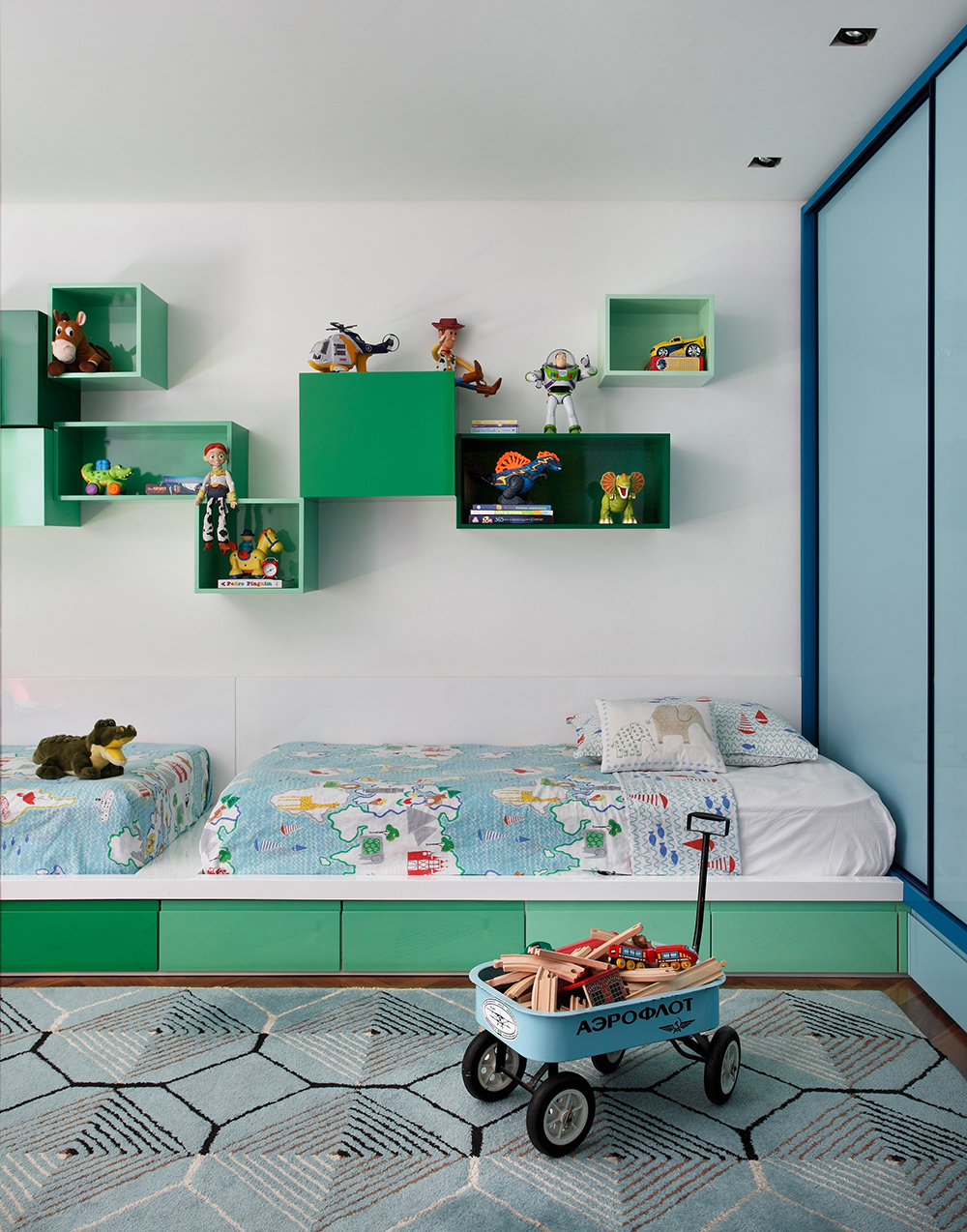 Kids-Interior-Design-Children-Spaces-Playroom-Ideas-100.jpg